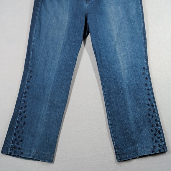 Calvin Klein Jeans Womens 16 Blue Denim Floral Embroidered Straight Leg Casual - Picture 3 of 15